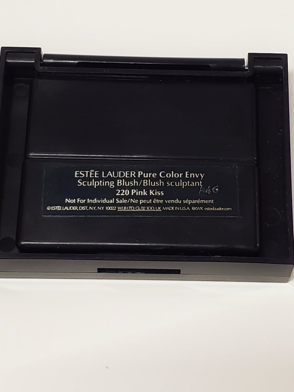 Estée Lauder Pure Color Envy Sculpting Blush NWOT Luxurious Silky Powder Compact - Picture 5 of 5